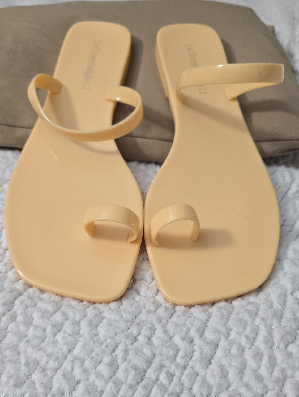 Jeffrey Campbell Pale Yellow Toe-Ring Slide Sandals